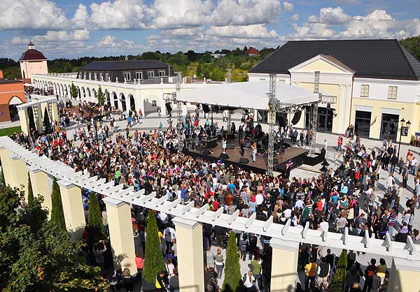 Platz im Designer Outlet Berlin