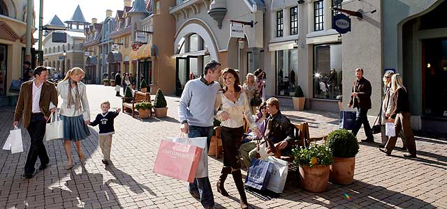 Shopping street in Wertheim Village
