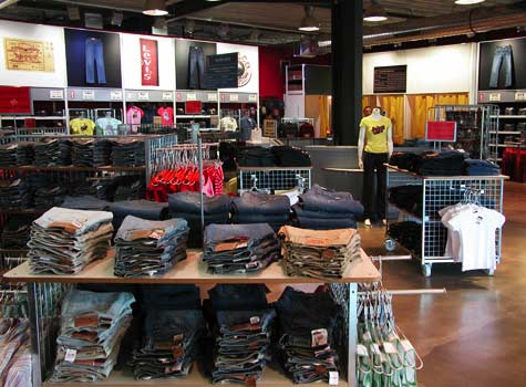 Levis Factory Outlet in Zweibruecken