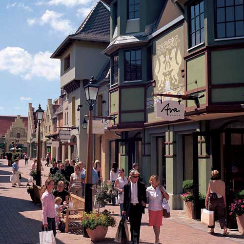 Half-timbered boutiques in Wertheim Village